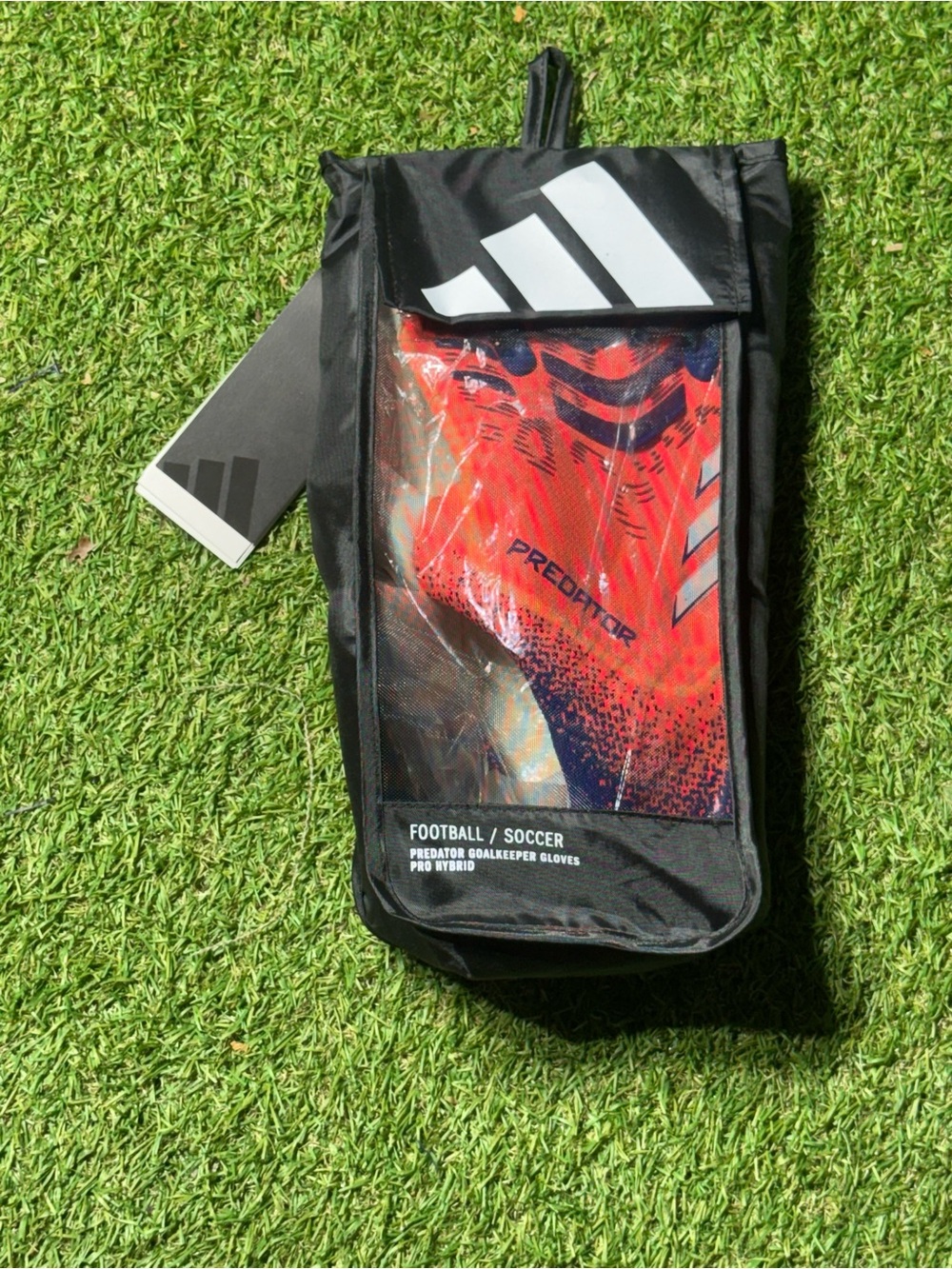 adidas Predator Pro Hybrid GK Gloves
Signal Coral/White/Lucid Blue Mens Size 10